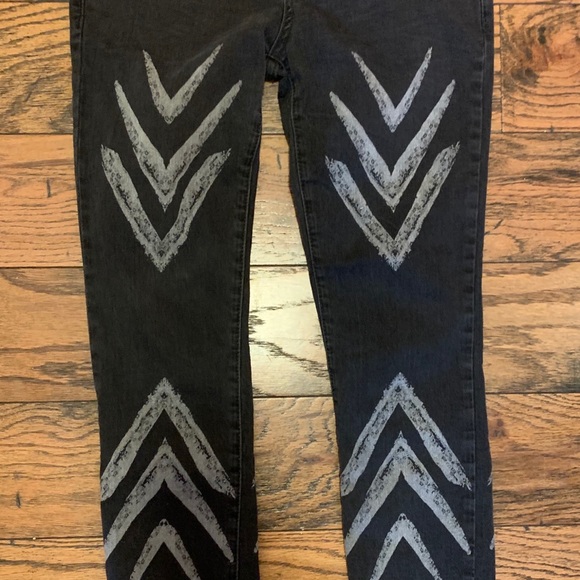 FREE PEOPLE black skinny jeans -size 28 - Picture 11 of 13